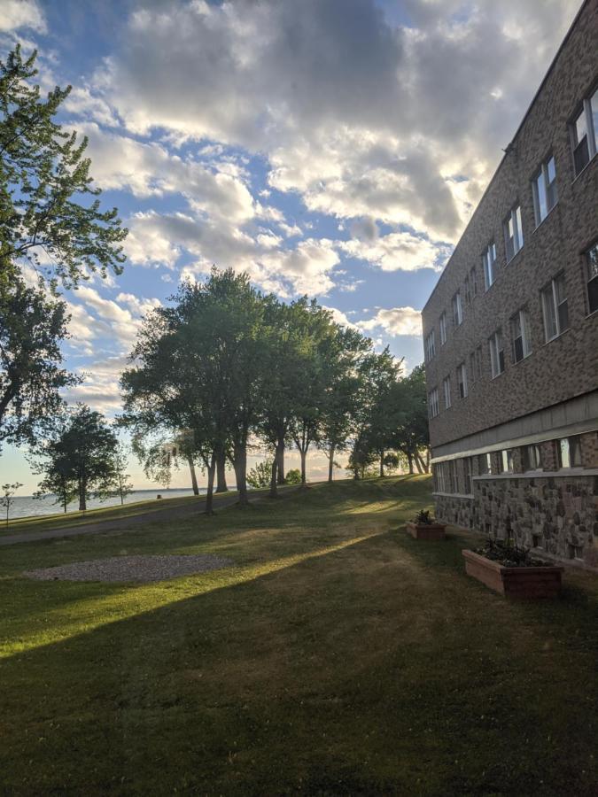 Manoir D'Youville Châteauguay Heights Екстериор снимка